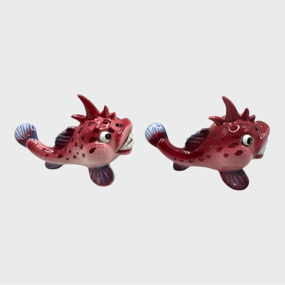 Vintage Piranha Fish Shakers